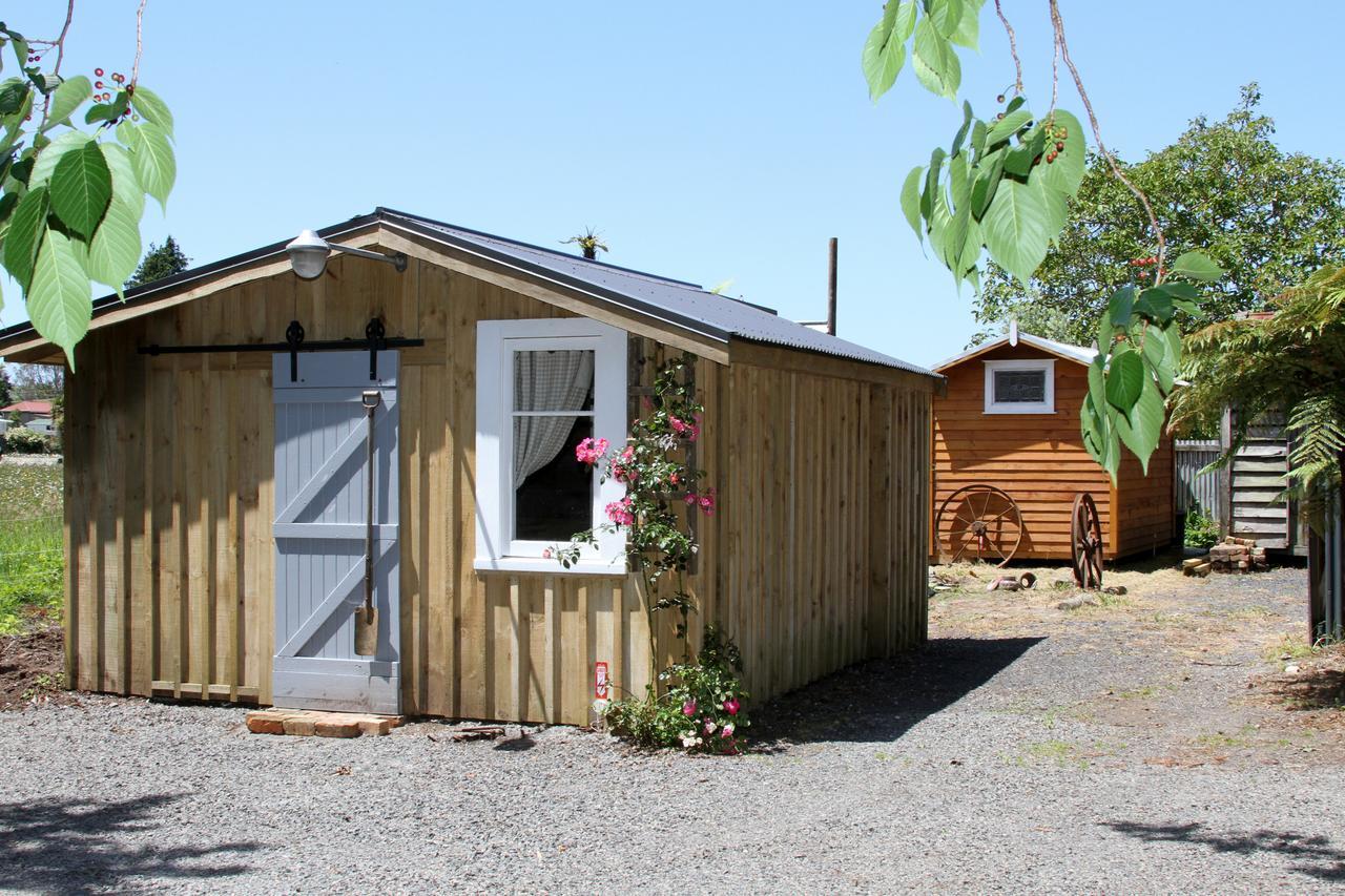 Вилла The Log Cabin & Packing Shed Уэйай Экстерьер фото